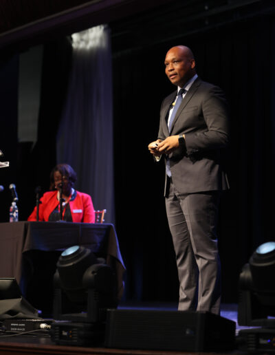 Photo by David I. Muir